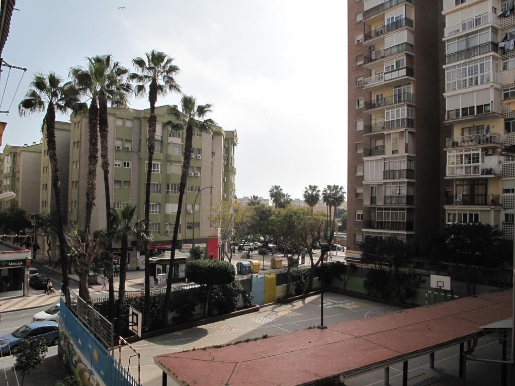 Amadeo Vives 3 Apartment